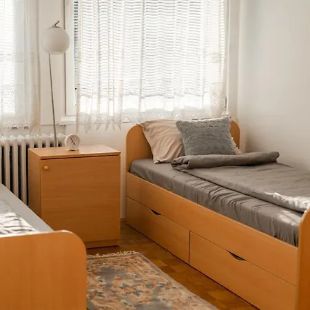 Apartmán Sale Center